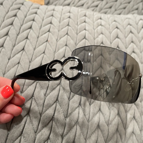 Escada sunglasses blk/silver flash mirror lenses - Picture 2 of 8